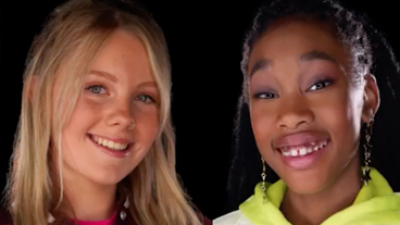 Jackie & Janae releasen Junior Songfestival-nummer It's You And Me