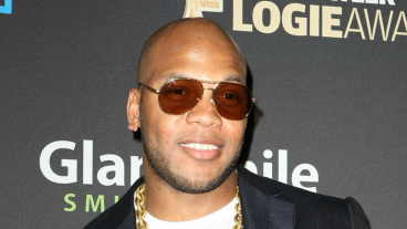 Senhit van San Marino hint nog steeds op Flo Rida
